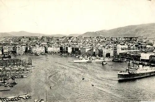 AK / Ansichtskarte Marseille_Bouches du Rhone Vue generale du Vieux Port Marseille