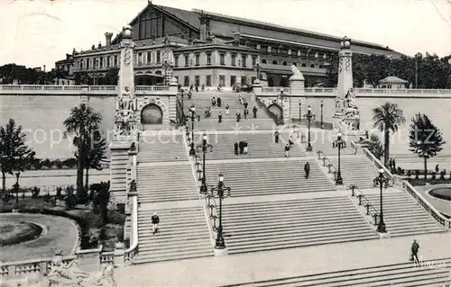 Marseille_Bouches du Rhone Les Escaliers de la Gare Marseille