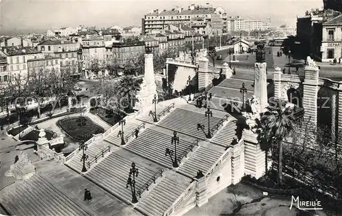 Marseille_Bouches du Rhone Les escaliers de la Gare Marseille