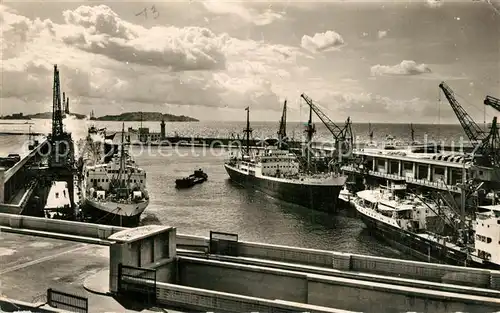 Marseille_Bouches du Rhone Quai de la Joliette Embarcadere Marseille