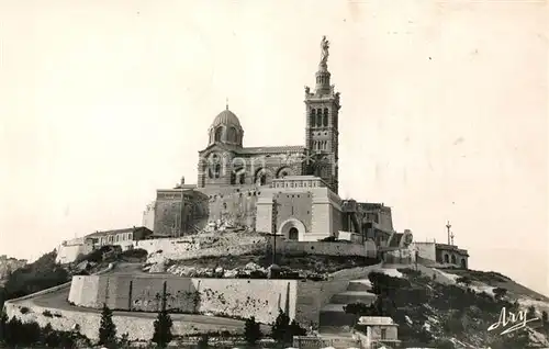 Marseille_Bouches du Rhone Basilique de Notre Dame de la Garde Marseille