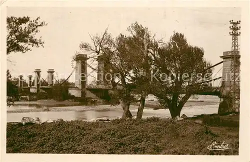 Rognonas Pont suspendu sur la Durance Rognonas