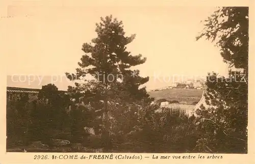 Saint Come de Fresne La mer vue entre les arbres Saint Come de Fresne