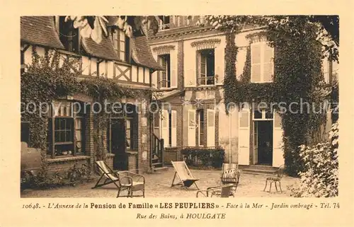 AK / Ansichtskarte Houlgate Pension de Famille Les Peupliers Jardin ombrage Houlgate