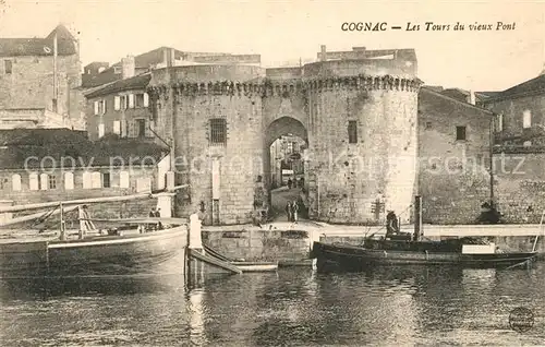 AK / Ansichtskarte Cognac Les Tours du vieux Pont Cognac