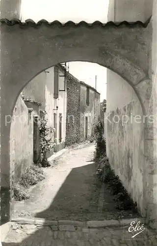 AK / Ansichtskarte Ile_de_Re Une jolie venelle de l Ile Ile_de_Re