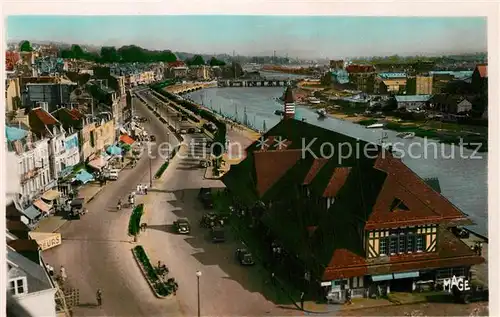AK / Ansichtskarte Trouville sur Mer Vue sur la Poissonnerie et la Touques Trouville sur Mer