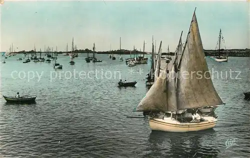 AK / Ansichtskarte Deauville Les petits bateaux Deauville