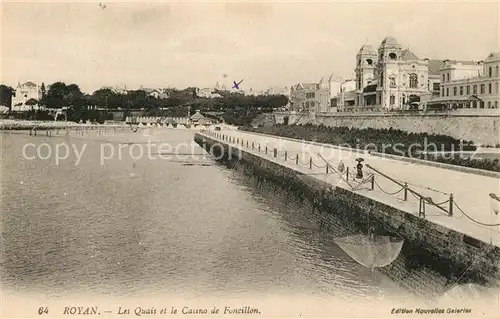 AK / Ansichtskarte Royan_Charente Maritime Les Quais et Casino de Foncillon Royan Charente Maritime
