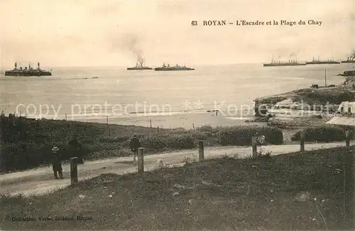 AK / Ansichtskarte Royan_Charente Maritime Escadre et Plage du Chay Royan Charente Maritime