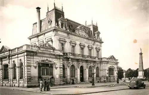 AK / Ansichtskarte Rochefort_Charente Maritime La Post Monument Rochefort