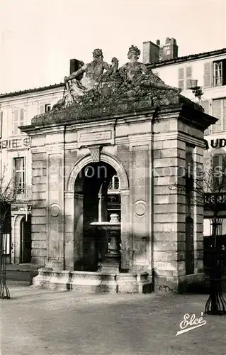 AK / Ansichtskarte Rochefort_sur_Mer Fontaine Monumentale Rochefort_sur_Mer
