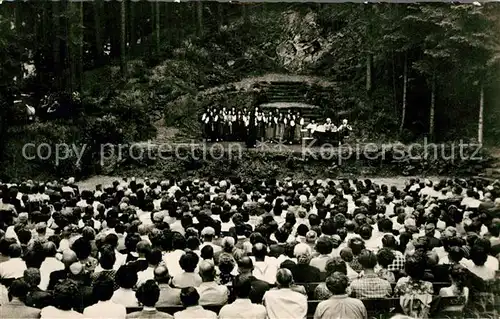 AK / Ansichtskarte Friedrichroda Bergtheater Trachtengruppe Friedrichroda