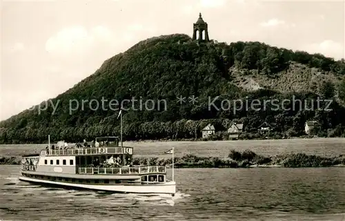 AK / Ansichtskarte Porta_Westfalica Weserpartie mit Kaiser Wilhelm Denkmal Porta_Westfalica