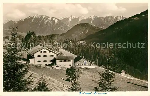 AK / Ansichtskarte Bayrischzell Siemens Berghaeuser mit Blick zum Kaiser Kaisergebirge Alpenpanorama Bayrischzell