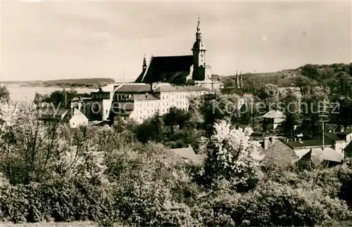 AK / Ansichtskarte Neuzelle Ortsansicht mit Kirche Neuzelle