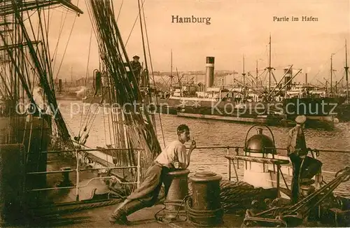 AK / Ansichtskarte Hamburg Partie am Hafen Dampfer Hamburg