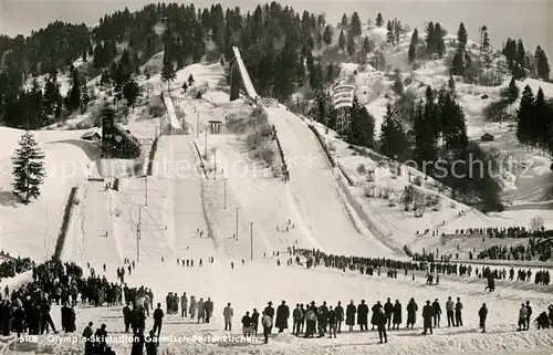 AK / Ansichtskarte Garmisch Partenkirchen Olympia Skistadion Skisprungschanze Garmisch Partenkirchen
