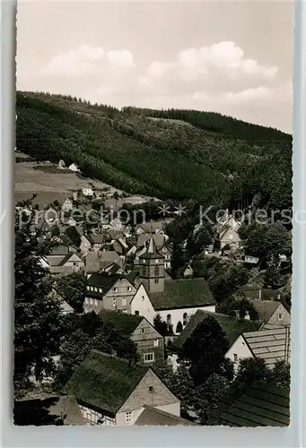 AK / Ansichtskarte Willingen_Sauerland Panorama Kirche Willingen_Sauerland