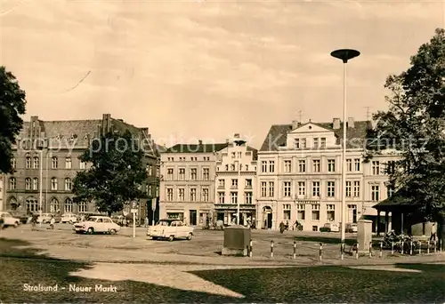 AK / Ansichtskarte Stralsund_Mecklenburg_Vorpommern Neuer Markt Stralsund_Mecklenburg