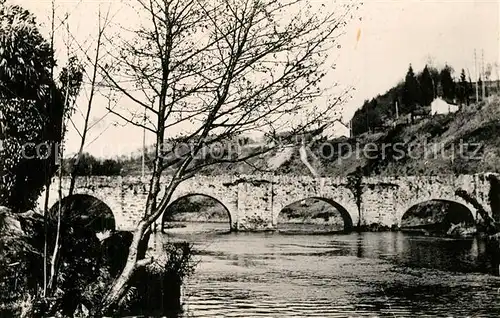 AK / Ansichtskarte Vigeois Le Vieux Pont sur la Vezere Vigeois