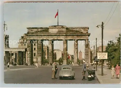 AK / Ansichtskarte Berlin Brandenburger Tor Berlin