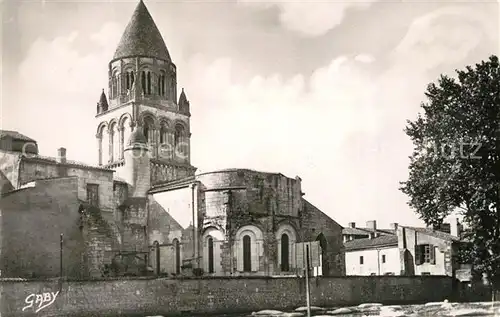 AK / Ansichtskarte Saintes_Charente Maritime Eglise Saint Palais Abbaye des Dames Saintes Charente Maritime