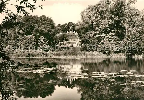 Neuglobsow Blick vom Dagowsee zum Haus Hirschberg Neuglobsow