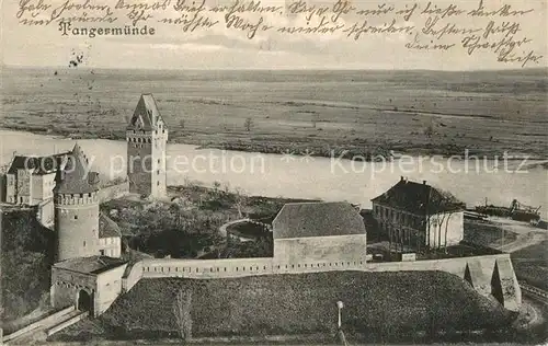 AK / Ansichtskarte Tangermuende Stadtmauer Stadttore Tangermuende