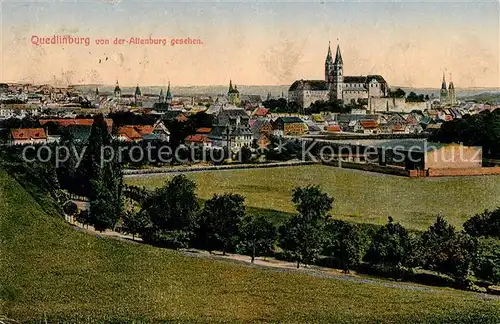 AK / Ansichtskarte Quedlinburg Blick von der Altenburg Schloss Quedlinburg