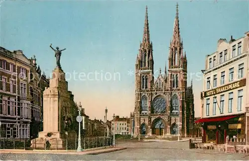 AK / Ansichtskarte Ostende_Oostende Eglise Saint Pierre et Paul Monument aux Morts 