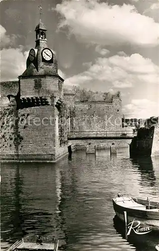 AK / Ansichtskarte Concarneau_Finistere La ville close vue des quais Concarneau_Finistere