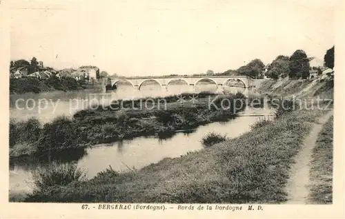 AK / Ansichtskarte Bergerac Bords de la Dordogne Bergerac