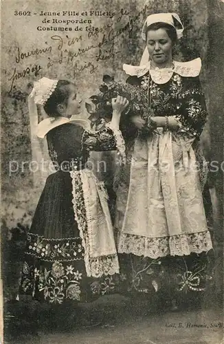AK / Ansichtskarte Rosporden Jeune fille et fillette Costumes de fete Festliche Trachten Rosporden
