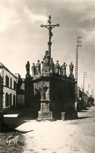 AK / Ansichtskarte Confort Meilars Le Calvaire Croix Kalvarienberg Kreuz Confort Meilars