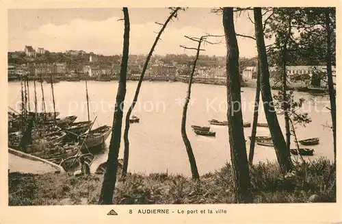 AK / Ansichtskarte Audierne Le port et la ville Audierne