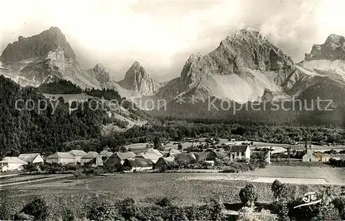 AK / Ansichtskarte Lus la Croix Haute Hameau de la Jarjatte Crete des Aiguilles Roc Garnesier Alpes Lus la Croix Haute
