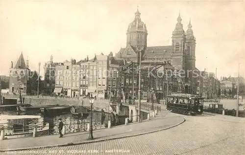 AK / Ansichtskarte Amsterdam_Niederlande Prins Hendrikkade met St Nicolaas Kerk Strassenbahn Amsterdam_Niederlande