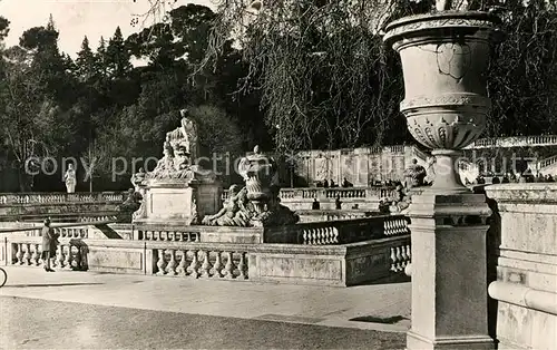 AK / Ansichtskarte Nimes Les Jardins de la Fontaine Nymph Nimes