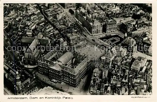 AK / Ansichtskarte Amsterdam_Niederlande Dam en Koningklijk Paleis Luchtfoto Amsterdam_Niederlande