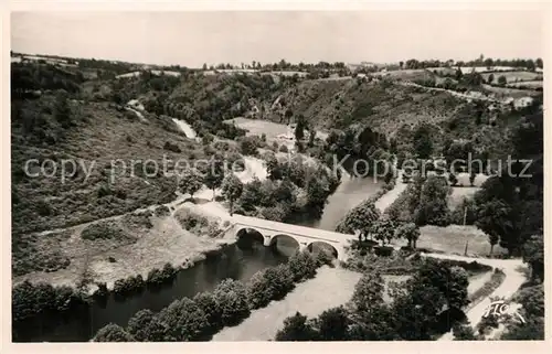 AK / Ansichtskarte Busseau_sur_Creuse Panorama Busseau_sur_Creuse