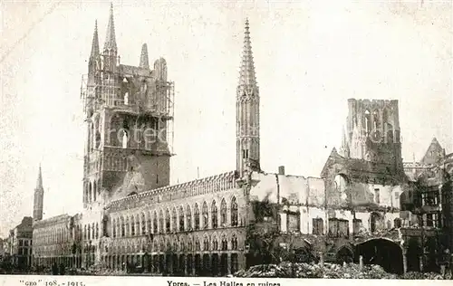 AK / Ansichtskarte Ypres_Ypern_West_Vlaanderen Les Halles en ruines Ypres_Ypern