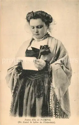 AK / Ansichtskarte Paimpol Jeune fille en lisant la lettre de l Islandais Paimpol