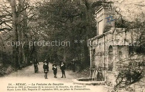 AK / Ansichtskarte Nerac La Fontaine de Dauphine Nerac