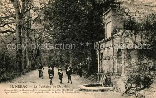AK / Ansichtskarte Nerac La Fontaine de Dauphine Nerac