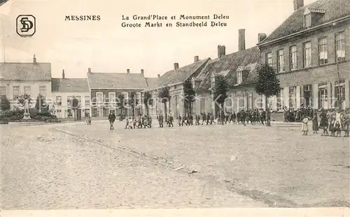 AK / Ansichtskarte Messines La Grand Place et Monument Deleu Messines