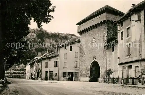 AK / Ansichtskarte Cremieu Porte de la Loi Cremieu