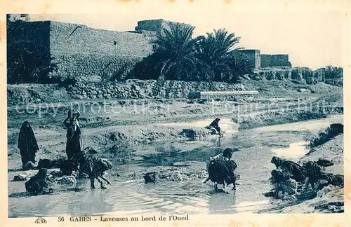 AK / Ansichtskarte Gabes Lavueses au bord de l Oued Gabes