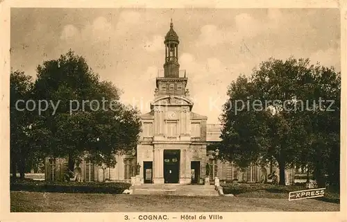 AK / Ansichtskarte Cognac Hotel de Ville Cognac