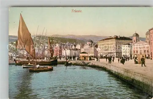 AK / Ansichtskarte Trieste Stadtpanorama Hafen Trieste